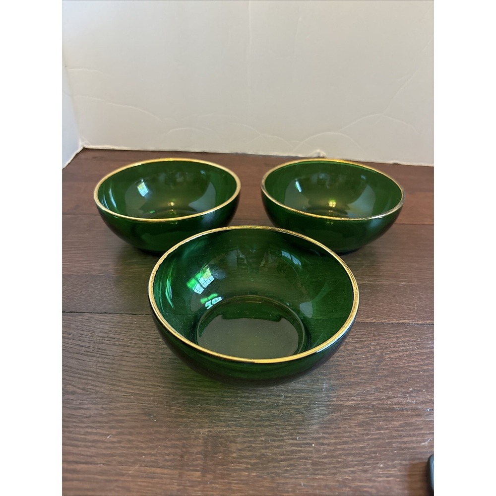 Vintage Anchor Hocking Emerald Green 5.25"  Glass Bowl With Gold Trim Set Of 3